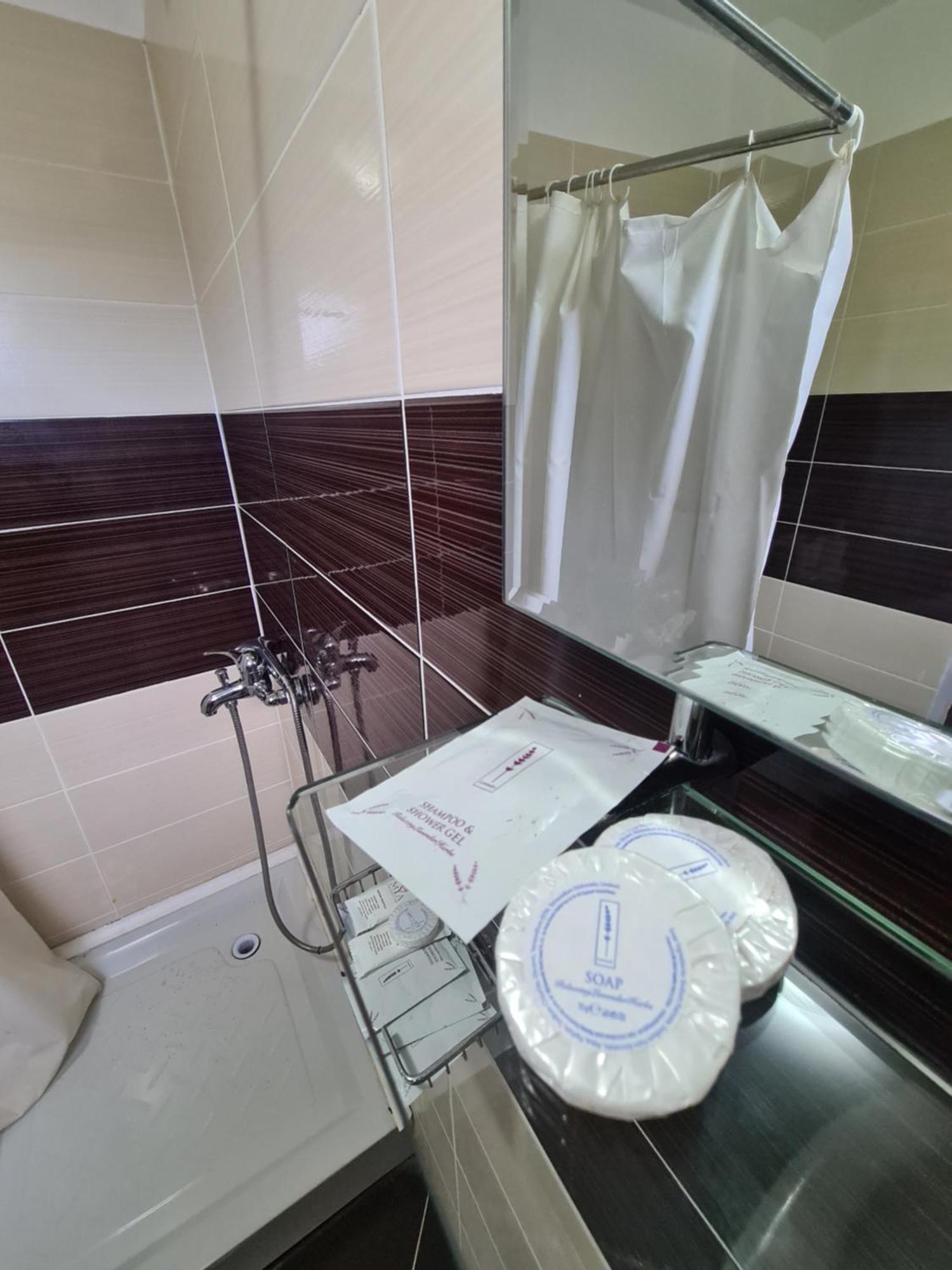 Hotel Kukesi Lini Εξωτερικό φωτογραφία